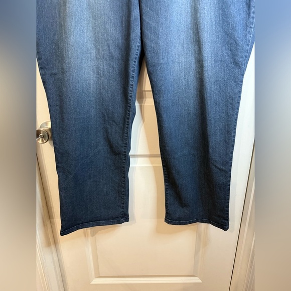 Democracy Women’s Stretch Denim “Ab”solution Straight Leg Indigo Jeans Size 24W - Picture 2 of 10